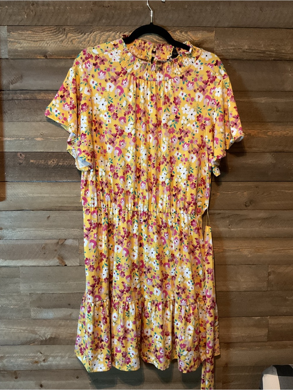 Robert Louis Yellow Floral Mock Neck Short Sleeve Dress Women’s Size 1X NWT